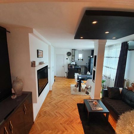 Apartment New Belgrade Home ภายนอก รูปภาพ