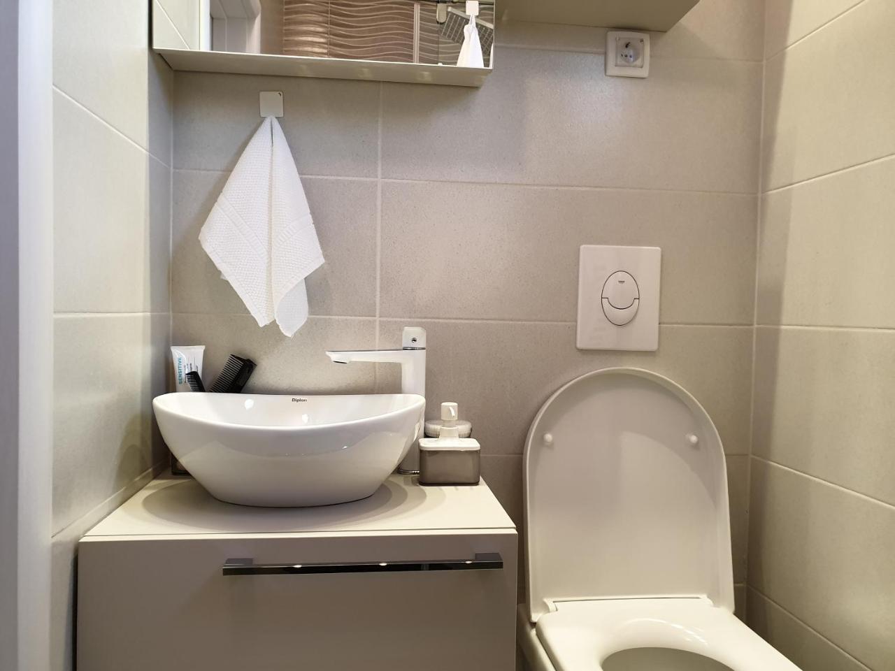 Apartment New Belgrade Home ภายนอก รูปภาพ