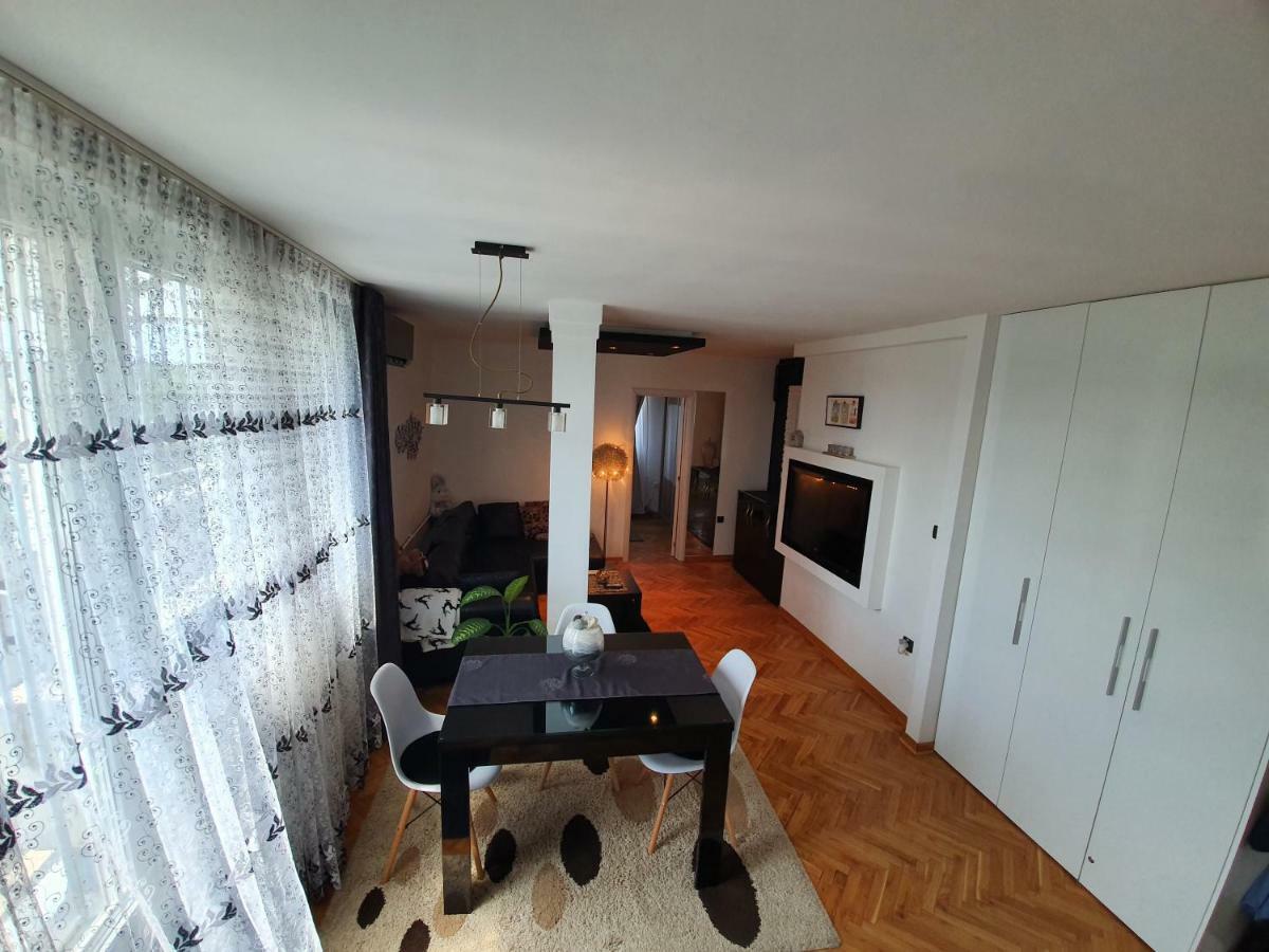 Apartment New Belgrade Home ภายนอก รูปภาพ